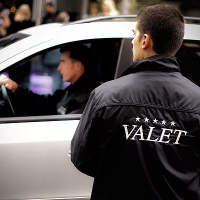 مطلوب موظفي اصطفاف مركبات (valet) التوظيف فوري