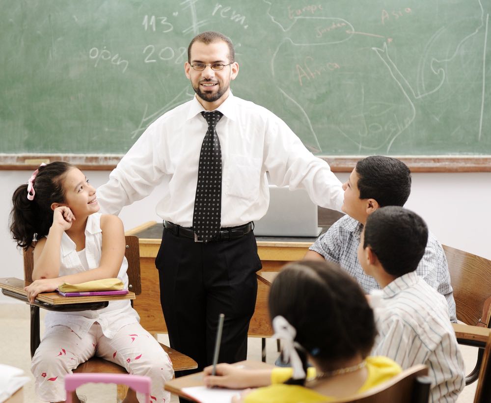 مطلوب معلمة لغة عربية للعمل في مدرسة خاصة في الزرقاء